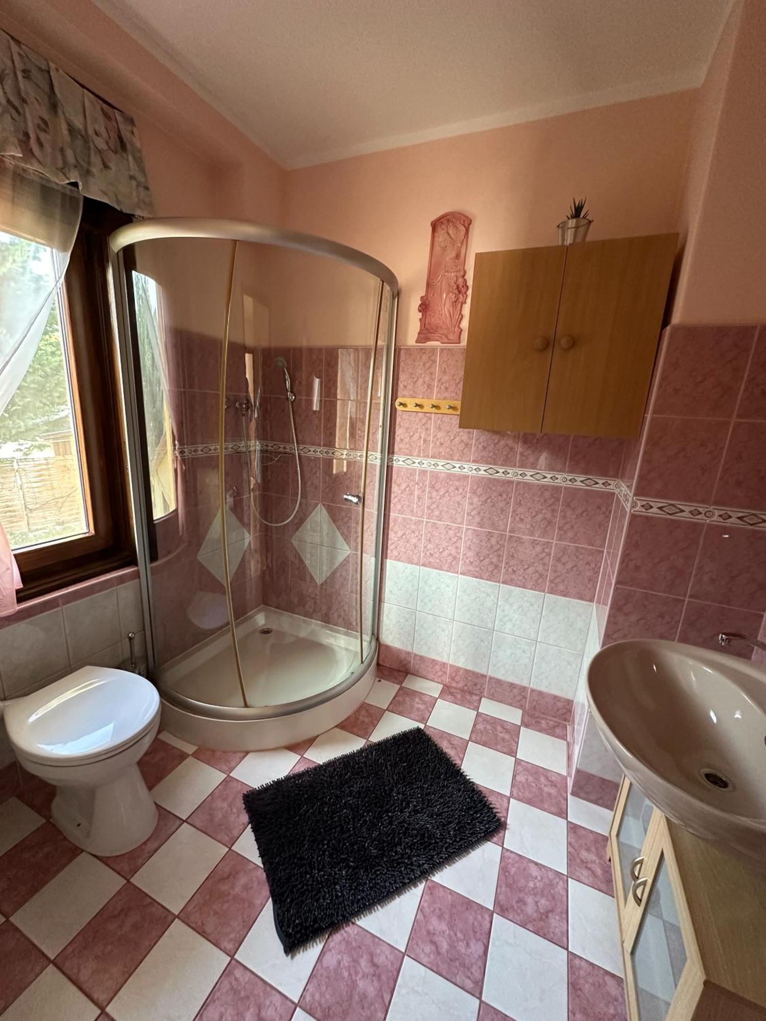 Rozsa Apartman 2 Alsoors Room photo